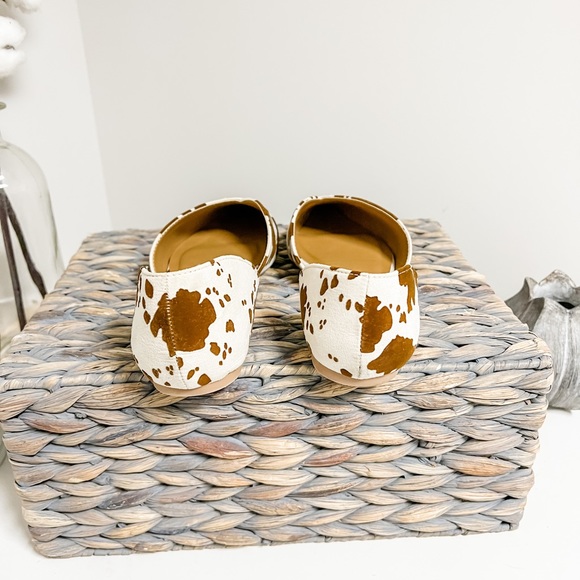 Qupid Brown Cow Print D’Orsay Flats Size 8 - Picture 5 of 9
